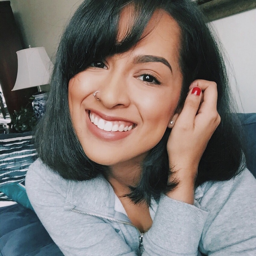 Meet your Posher, Claudia ✨